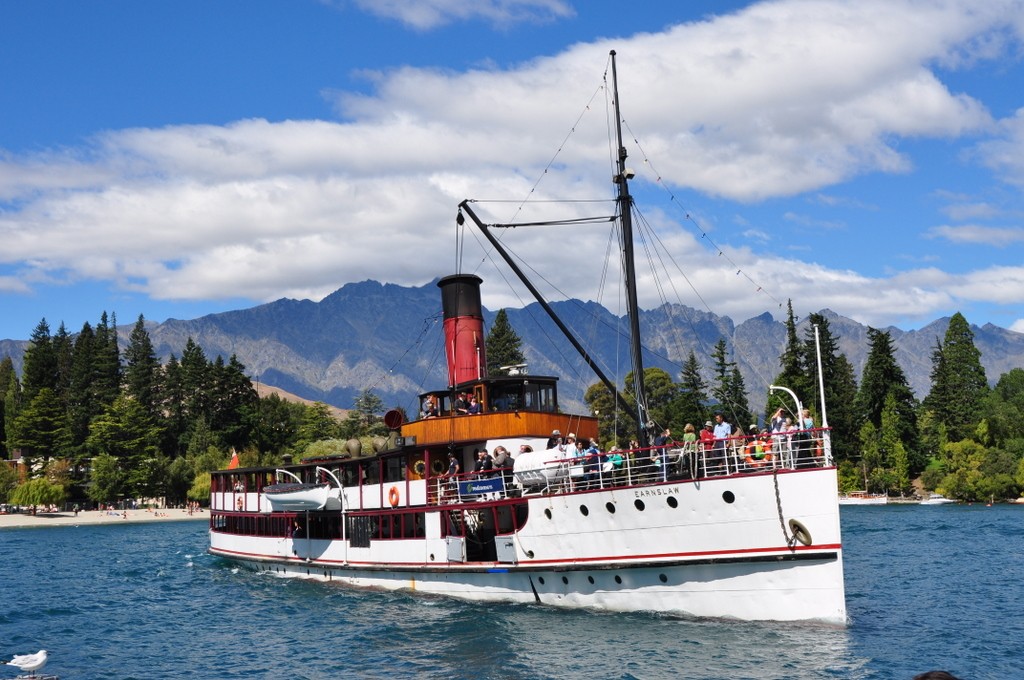 We went on a cruise around Lake Wakatipu in the TSS Earnslaw steamboat.